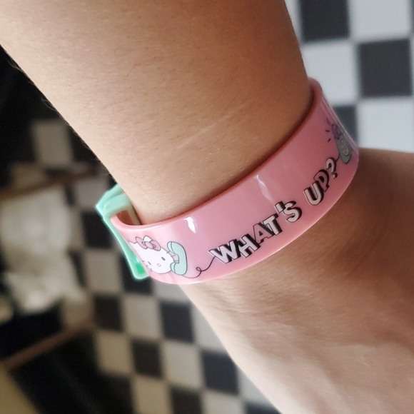 Hello Kitty Plastic Wrist Watch ***Strap*** - Picture 3 of 9